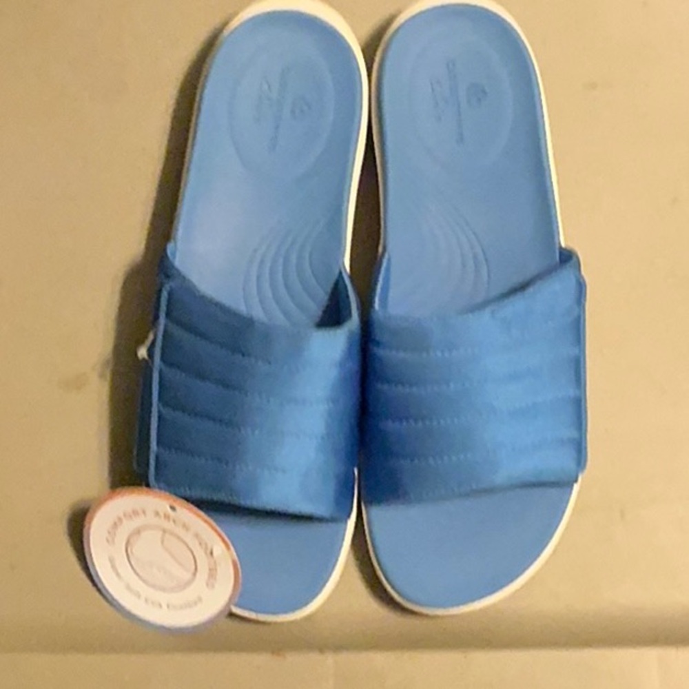 Clark’s cloud steppers sandals Sz 12